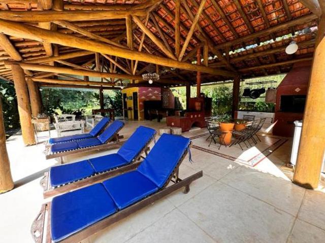 Casa Alto Padrão à Venda no Sertão do Camburi – Conforto, Espaço e Sofisticação