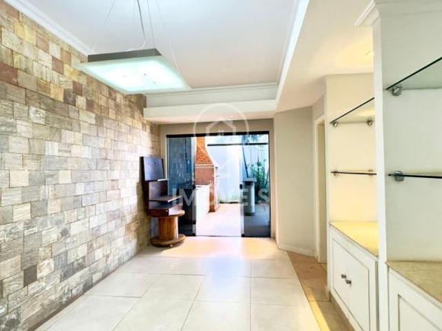Casa Alto Padrão Arasol