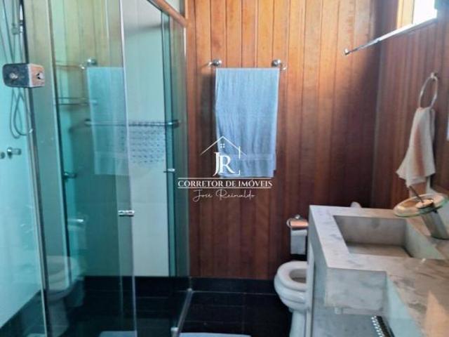 Casa Alto Padrão Beira Lago em Lambari MG