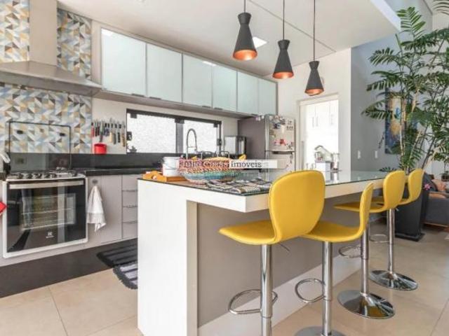 Casa Alto Padrão com 4 Suítes, Área Gourmet, Piscina com Jacuzzi no Alphaville Nova Esplanada 4 V