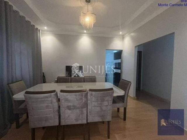 Casa Alto Padrão com 3 quartos Bairro Batuque