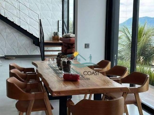 Casa Alto Padrão com Vista Panorâmica para o Mar – Bairro das Cigarras, São Sebastião