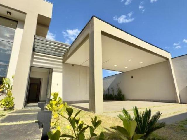 Casa Alto Padrão com piscina a Venda em Caldas Novas, Lago Sul, 3 dormitórios, 1 suíte, 3 vagas