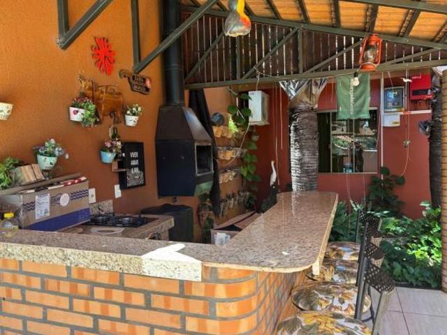 Casa Alto Padrão com piscina a venda em Itaipulândia Pr