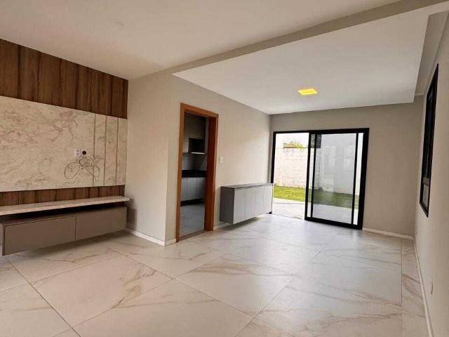 Casa Alto Padrão em Av Noide Cerqueira, Feira de Santana/BA