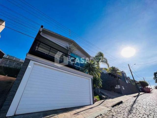 CASA ALTO PADRÃO EM CONDOMÍNIO FECHADO