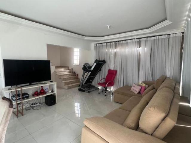 Casa alto padrão parcialmente construída no Cond. Portal da Colina, Jundiaí SP