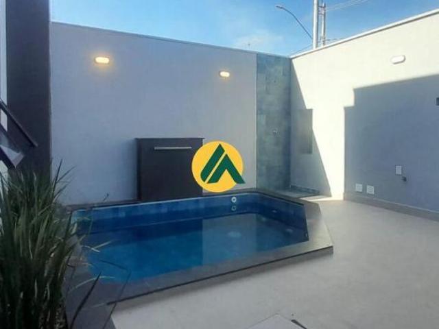 Casa Alto Padrão próxima à Faculdade Atenas