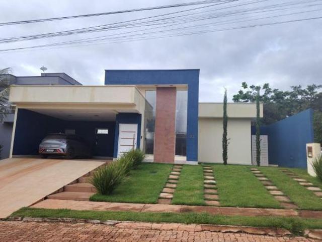 Casa Alto Padrão, 3 Suítes e Lazer, em Condomínio Altiplano Leste Apenas 7 minutos da Ponte JK