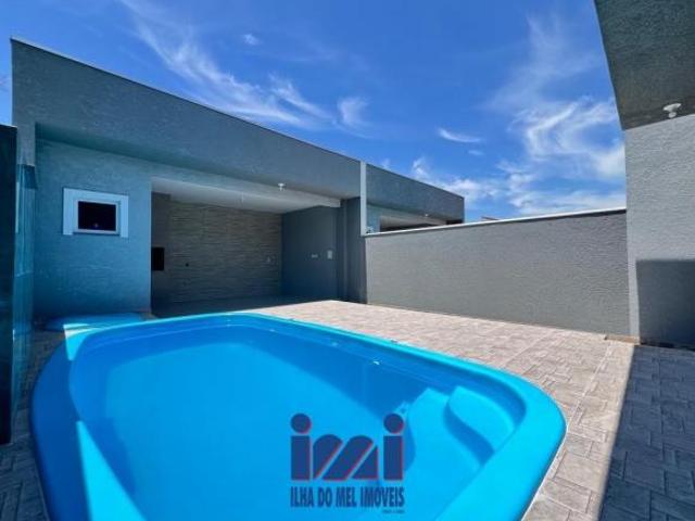 Casa alto padrão 3 quartos e piscina Guaratuba