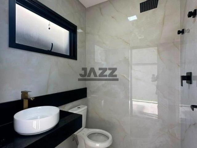 Casa Alto Padrão 4 Quartos com Piscina no Urbanova