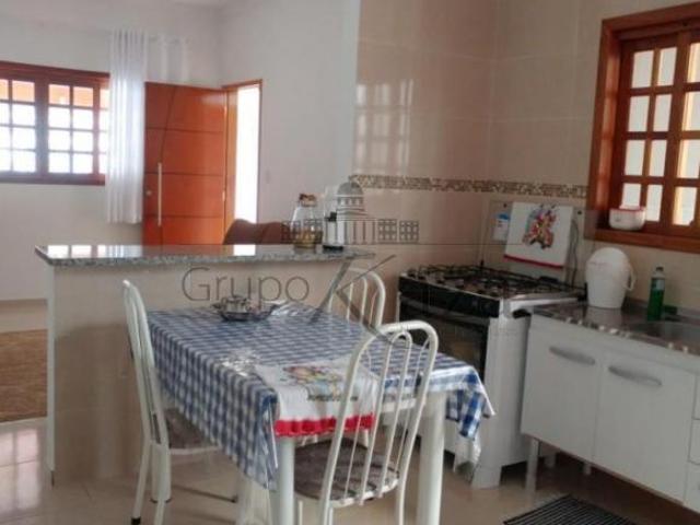 Casa Altos do Bosque 107m² 3 Dormitórios Aceita permuta