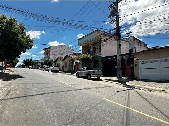 Casa Alugar, 3 Dormitórios localizado em Av José Moreira Sobrinho, 679 EM FRENTE A UESB Jequiezinho, Jequié, Bahia, 45208 091 | Brasil