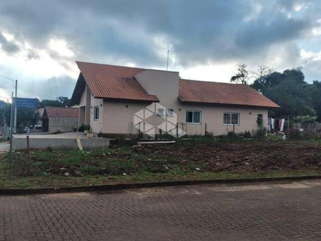 Casa alvenaria e quartos em Nova Petrópolis