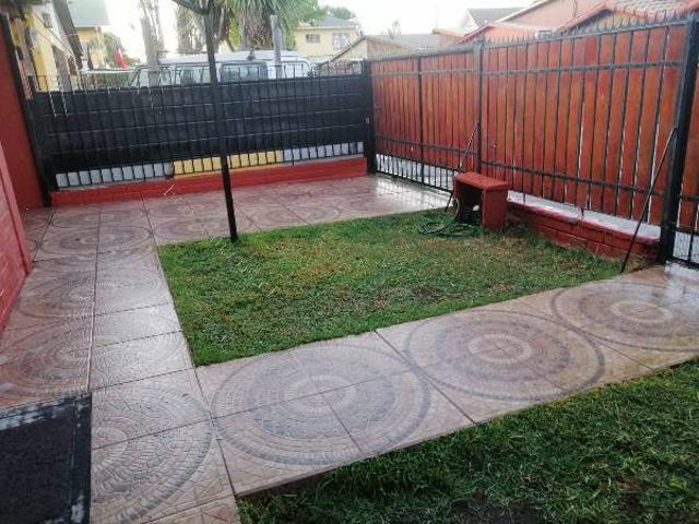 CASA AMOBLADA a 2 Cuadras De Vicuña Mackenna, Melipilla
