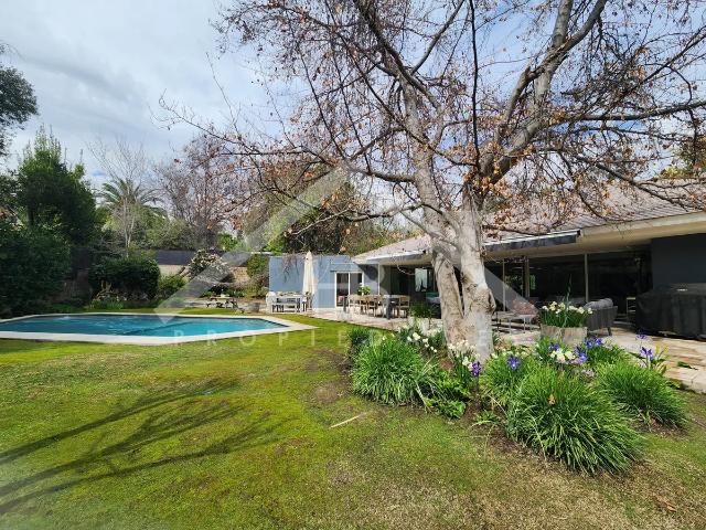 Casa Amoblada Calle Segura, 1 Piso, Piscina Quincho, Nov