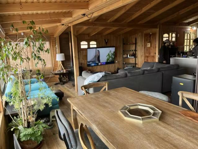 Casa amoblada con vista privilegiada al mar y bosque en el t | 4 dormitorios por 79000. 00 en El Tabo