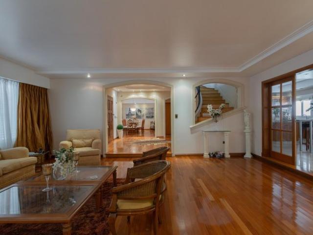 Casa amoblada en alquiler en Martinez