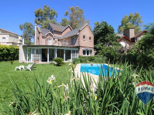 Casa amoblada en alquiler en Pilar del Lago C.C