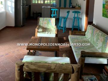 Casa Amoblada En Arriendo Sector El Saladito Cod: 22624