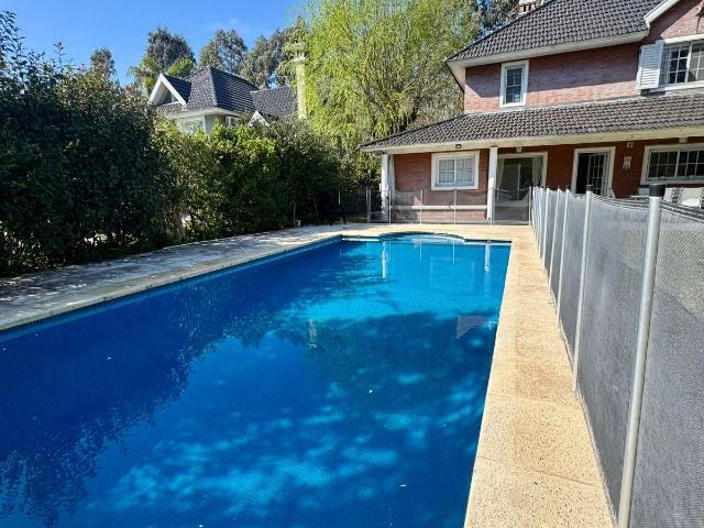 Casa amoblada y equipada en Canning Alquiler y Venta 4 ambientes en Solar del Bosque