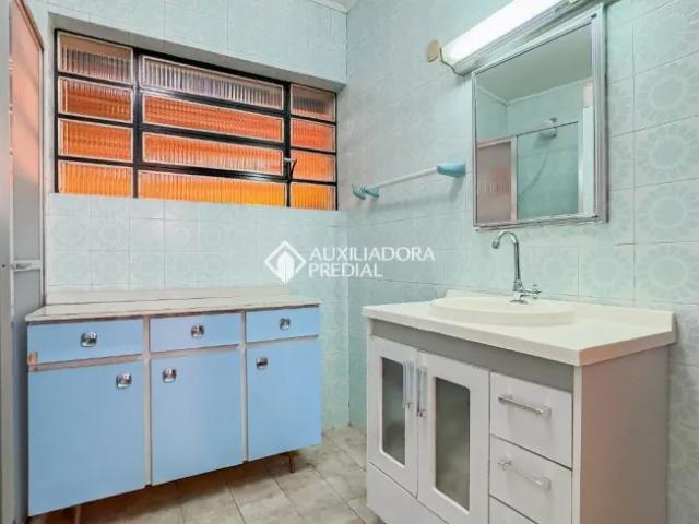 Casa ampla no bairro Vila Ipiranga, em Porto Alegre