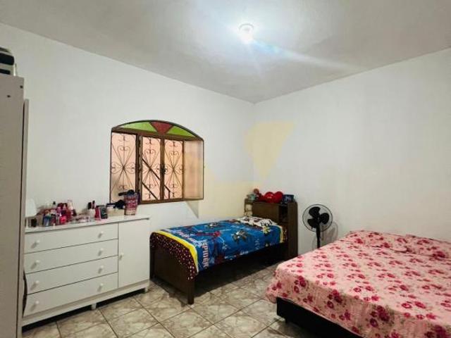 Casa ampla no Bairro Nova Rio Branco