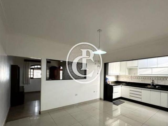Casa ampla com 4 dormitórios sendo 2sts escritório Oportunidade Imperdível!
