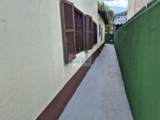 Casa Ampla com 5 quartos, 300m² em Terreno de 10x30, São Vicente