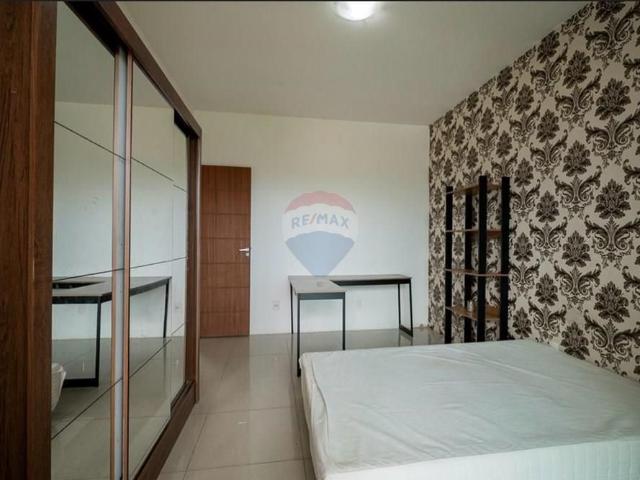 Casa ampla com 3 quartos, quintal com árvores frutíferas e vista para o Cristo
