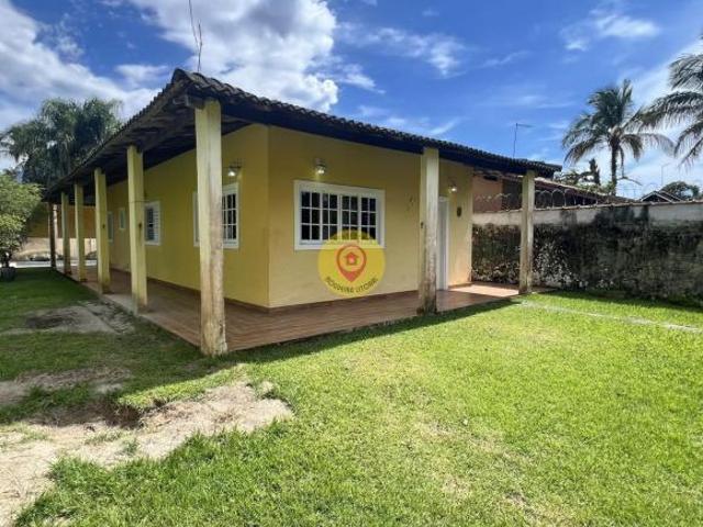Casa Ampla com Piscina – A 100 Metros da Praia de Boracéia