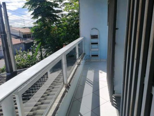 Casa ampla e espaçosa à venda!