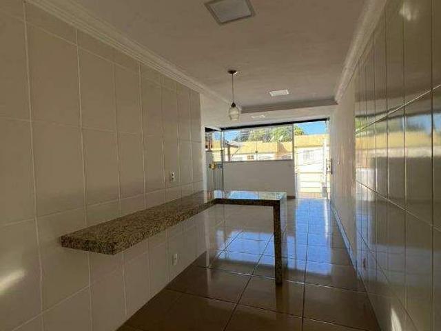 Casa Ampla e Espaçosa para Aluguel | 120m² com 2 Quartos e Suíte