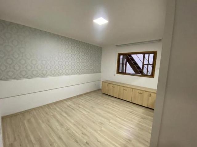 Casa ampla e muito bem estruturada