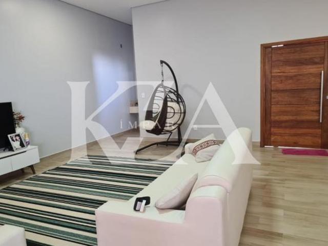 Casa ampla e sustentável com piscina a venda no Medeiros