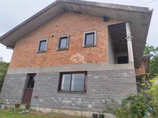 Casa ampla em construção!