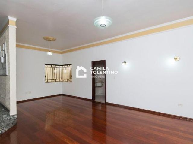 Casa Ampla em excelente localização