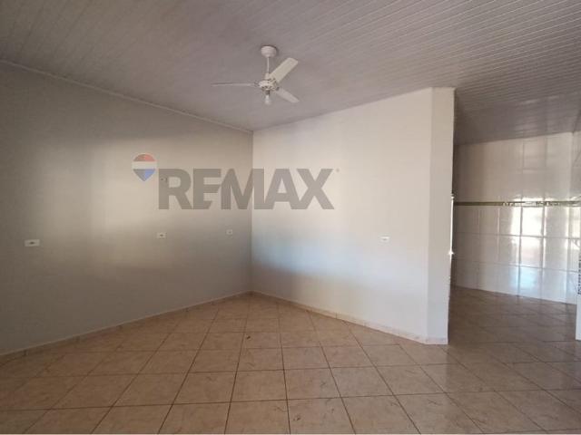 CASA AMPLA PARA LOCAÇÃO | 4 QUARTOS | IDEAL PARA EMPRESAS | SAÍDA PARA BRASILÂNDIA E CAMPO GRANDE
