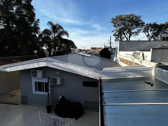 Casa Ampla 4 Dormitórios 6 Vagas 350m² Boqueirão