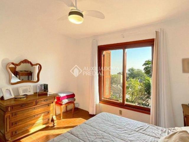 Casa ampla 5d com suíte na Vila Conceição