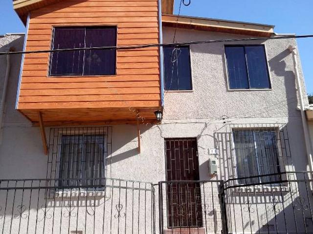 Casa Amplia 5 Dormitorios Sector Tranquilo y Familiar