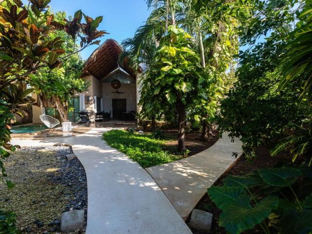 Casa amplia y amueblada / Spacious and furnished home
