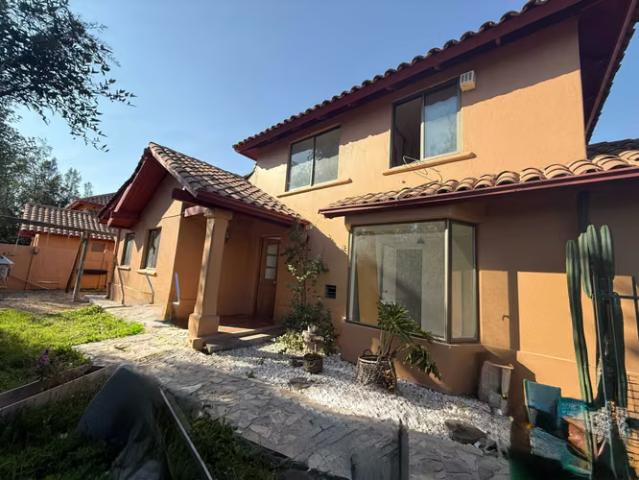 Precioso Hogar en un Entorno Natural 1687 | dormitorios por 340000. 00 en Puente Alto