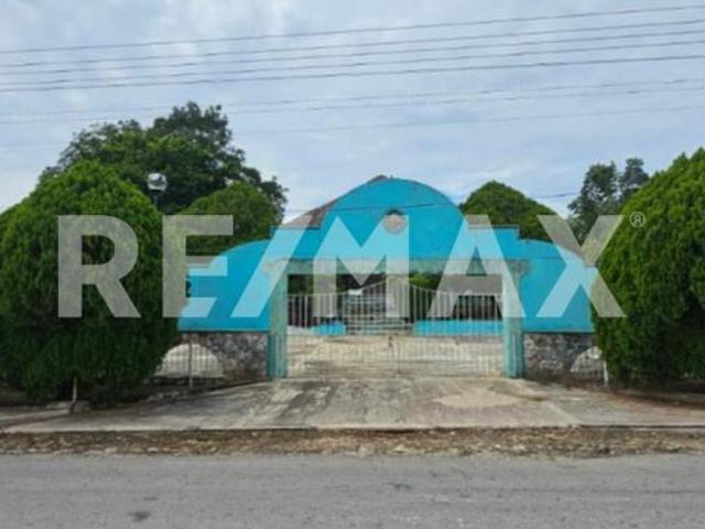 Casa amplia, atención inversionistas