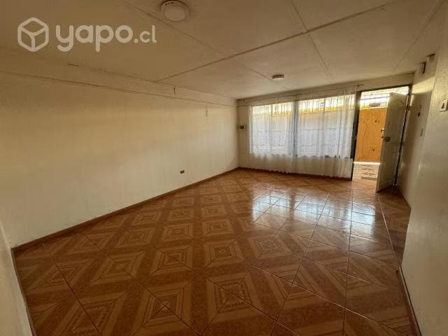 Casa amplia cerca de Clinica | 4 Dormitorios por 230000. 00 en Arica