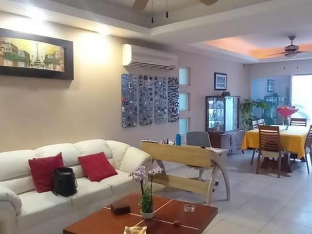 casa amplia con 3 habitaciones con acabados de lujo
