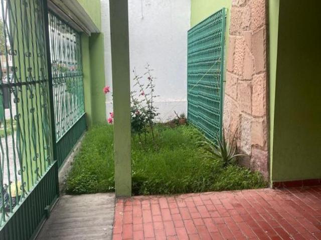 Casa Amplia en Venta