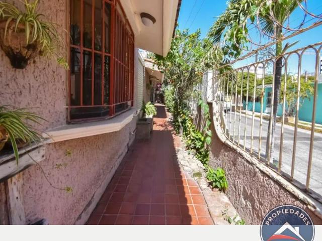 Casa amplia en Venta en Fraccionamiento Flamingos