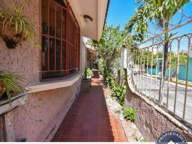 Casa amplia en Venta en Fraccionamiento Flamingos