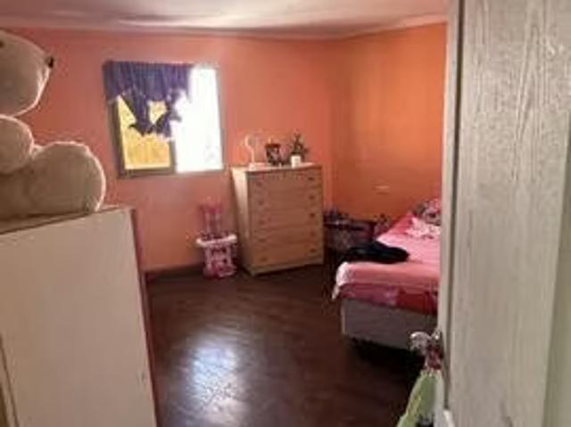 Casa amplia en alto hospicio, frente a sodimac | 3 dormitorios por 120000. 00 en Alto Hospicio